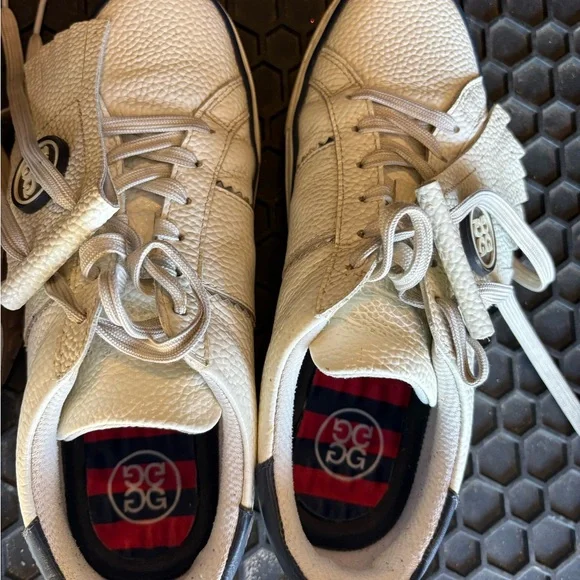 G/FORE womens Cream and Navy golf shoes - Picture 3 of 4